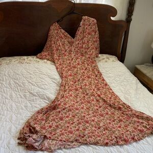 Size L midi floral pink dress